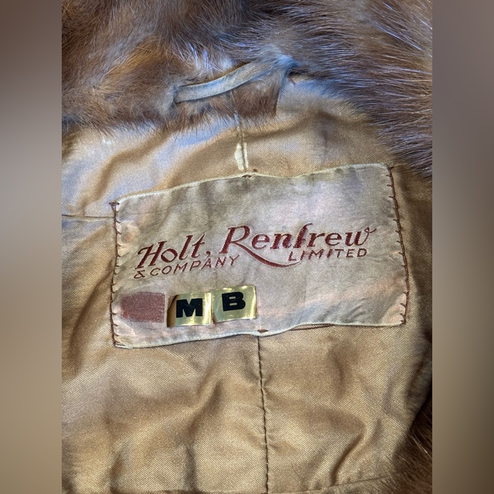 VINTAGE Holt Renfrew Fur Stole - Picture 4 of 9